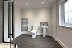 Photo 14- click for photo gallery